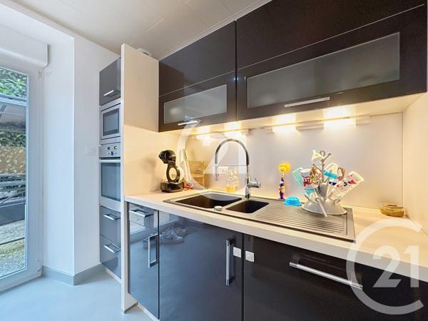 Appartement T5 à vendre  5 pièces - 109,05 m2 CHAMPEY - 70