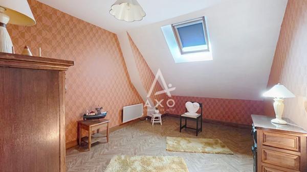 A VENDRE à CEPOY – Vaste maison de caractère, 5 chambres et nombreuses dépendances