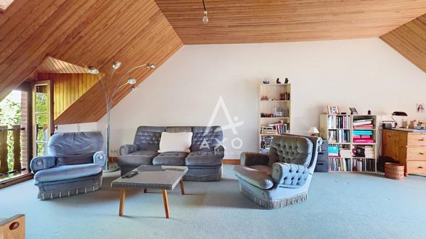 A VENDRE à CEPOY – Vaste maison de caractère, 5 chambres et nombreuses dépendances