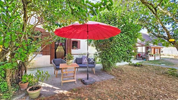 A VENDRE à CEPOY – Vaste maison de caractère, 5 chambres et nombreuses dépendances