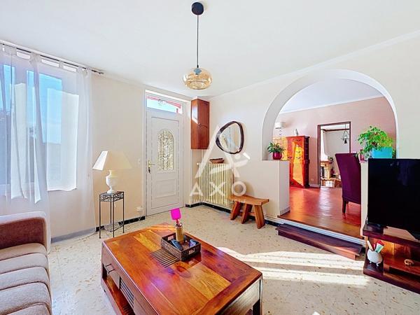 A VENDRE à CEPOY – Vaste maison de caractère, 5 chambres et nombreuses dépendances