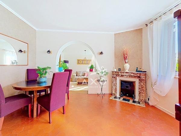 A VENDRE à CEPOY – Vaste maison de caractère, 5 chambres et nombreuses dépendances