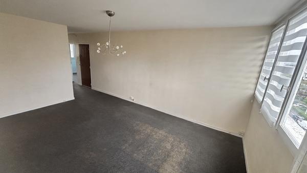 MÉRIGNAC CENTRE – RÉSIDENCE PARC DU CHÂTEAU – T4 – 3 CHAMBRES – BALCON – PLEIN SUD – TRAM