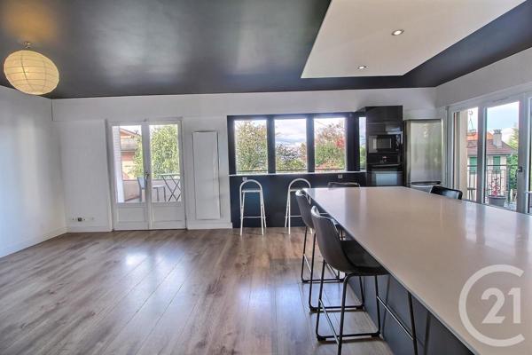 Appartement T3 à vendre  3 pièces - 65,85 m2 EVIAN LES BAINS - 74