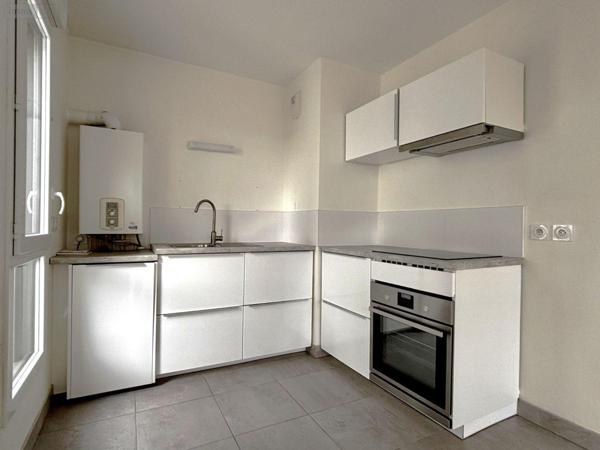 Appartement à vendre à Rennes en Ille-et-Vilaine (35000), ref : VR/108   
Centre Ville