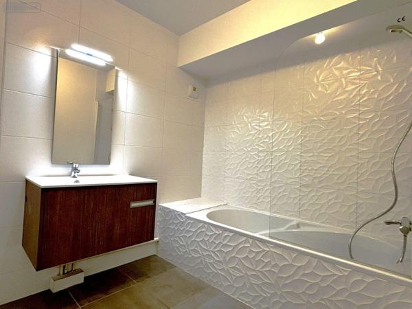 Appartement à vendre à Rennes en Ille-et-Vilaine (35000), ref : VR/108   
Centre Ville