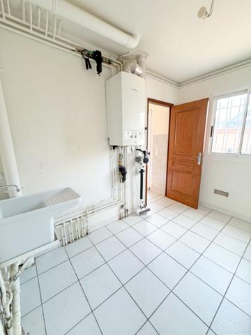 TOULOUGES : Maison 4 faces - 5 pièces 112 m² avec garage et jardin de 360 m².