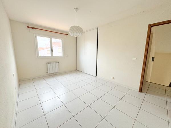 TOULOUGES : Maison 4 faces - 5 pièces 112 m² avec garage et jardin de 360 m².