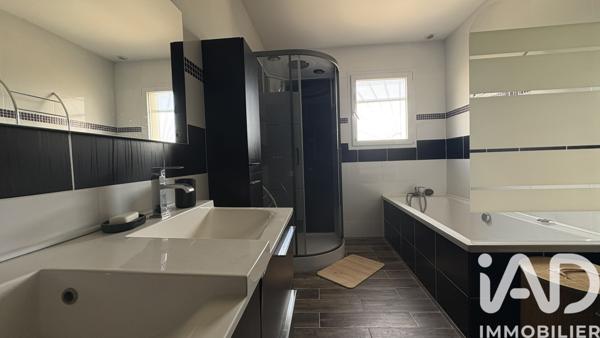 Maison à vendre 6 pièces 142 m² Elne