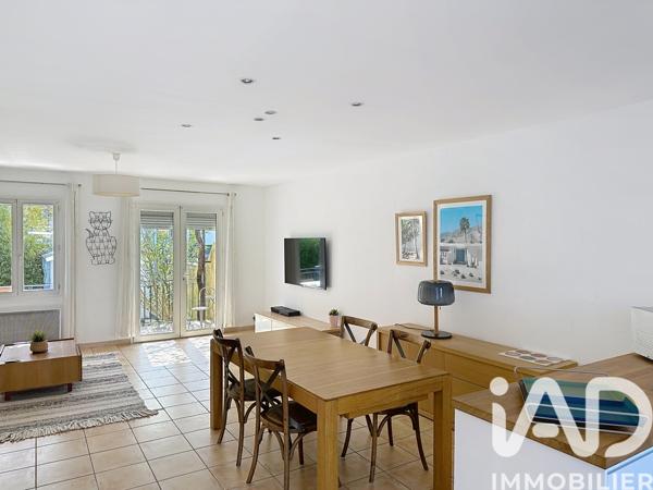 Maison à vendre 5 pièces 84 m² Entraigues-sur-la-Sorgue