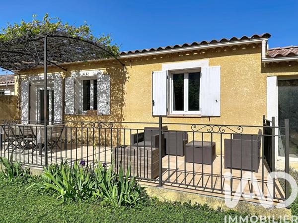 Maison à vendre 5 pièces 84 m² Entraigues-sur-la-Sorgue