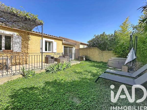 Maison à vendre 5 pièces 84 m² Entraigues-sur-la-Sorgue