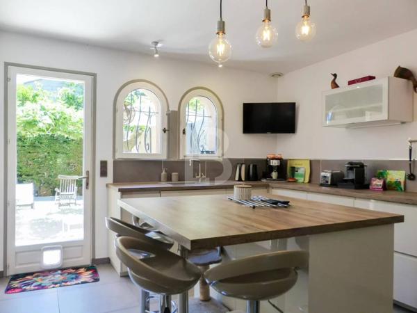 Carqueiranne – Belle demeure avec magnifiques vues