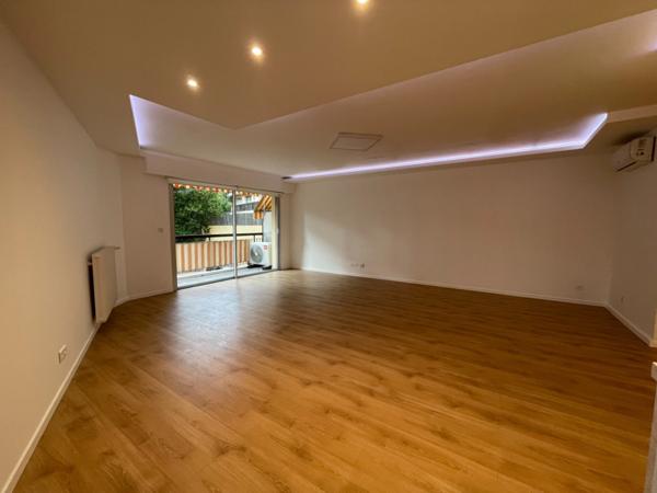 Appartement à vendre 3 pièces LE CANNET (06)