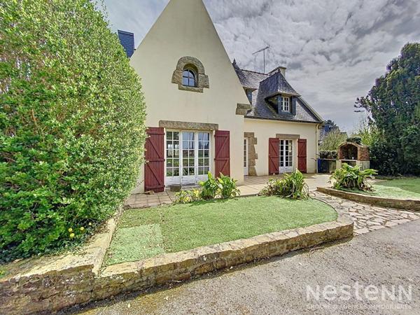 TREMEVEN, maison 137m², 4 chambres située à 5mn de Quimperlé.