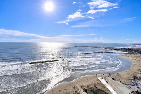 Appartement à vendre 2 pièces + parking proche plages-port