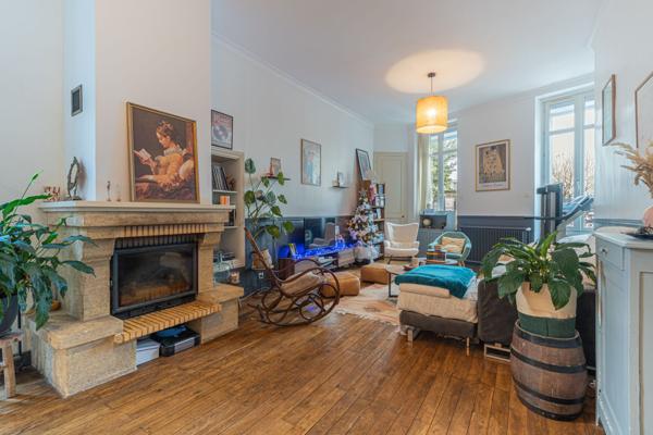 Appartement 3 pièces - 82 m² Exclusivité efficity