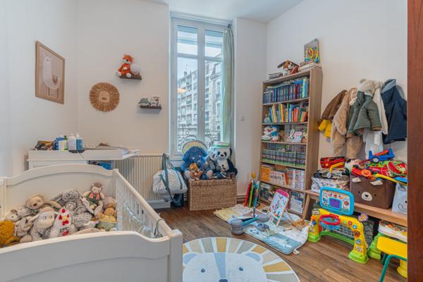 Appartement 3 pièces - 82 m² Exclusivité efficity