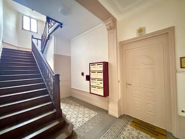 CENTRE-VILLE Studio meublé