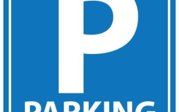 Stationnement à louer       Chelles