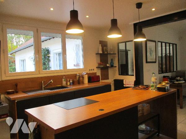 Propriété d’environ 2ha50, composée de 2 logements indépendants