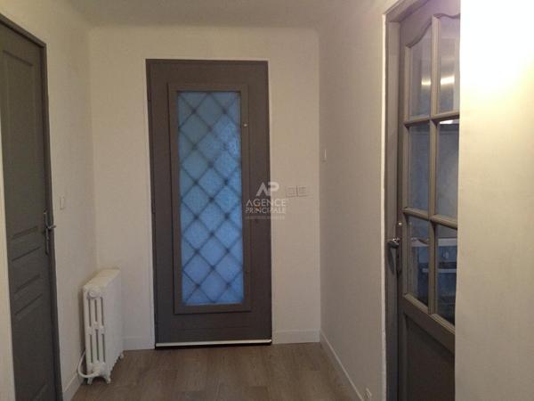 Maison individuelle 120 m² 5 pièces avec jardin - secteur Lycée International Saint Germain en Laye Loyer 3 479 €/mois **  - Référence  17572