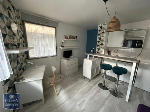 Appartement à louer 1 pièce 16m² Tours (37000)
