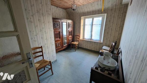 Maison en pierre à vendre avec 7 700m² de terrain