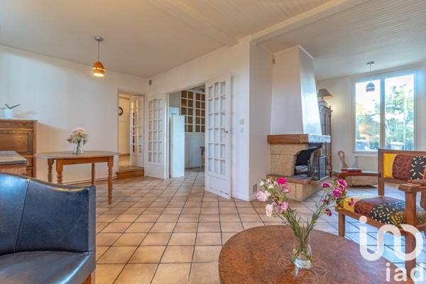 Maison à vendre 9 pièces 147 m² Fontenay-le-Fleury