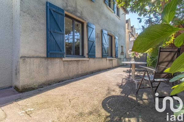 Maison à vendre 9 pièces 147 m² Fontenay-le-Fleury
