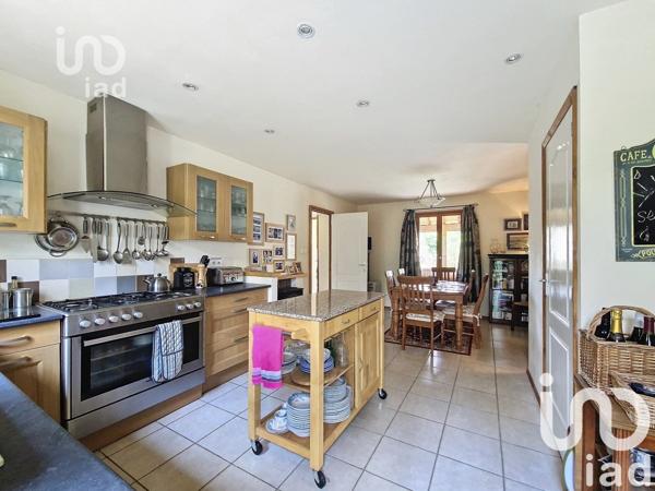 Maison 6 pièces de 167 m² à Lalbenque (46230)