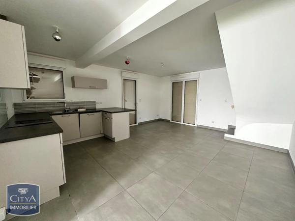 Maison à louer 5 pièces 89.8m² Hattstatt (68420)