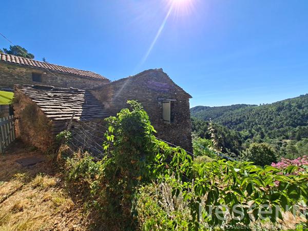 Maison 6 pièces à vendre à Saint Martin de Boubaux - Hameau Calme avec vue magnifique