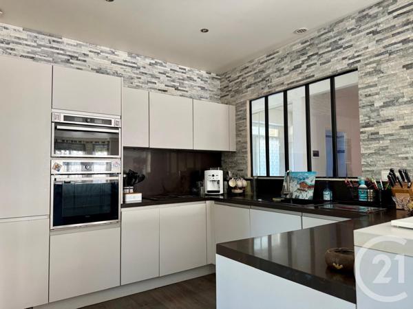 Maison à vendre  7 pièces - 223,56 m2 IVRY LA BATAILLE - 27