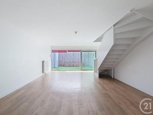 Appartement T3 à vendre  3 pièces - 69,37 m 2   BORDEAUX  - 33