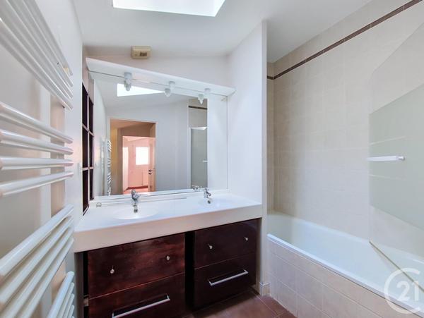 Appartement T3 à vendre  3 pièces - 69,37 m 2   BORDEAUX  - 33