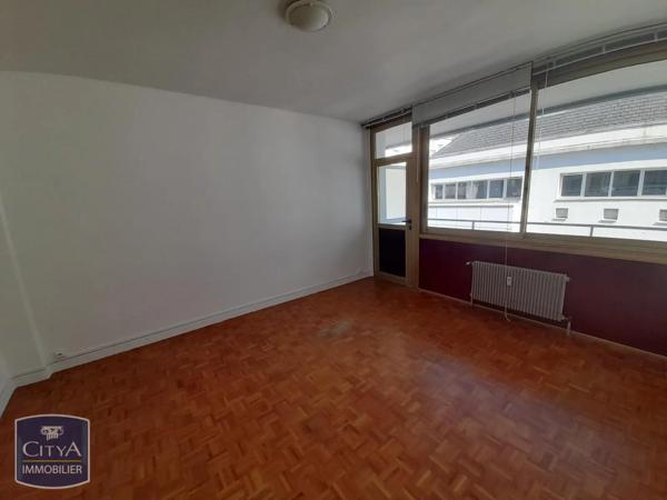 Appartement à louer 2 pièces 40.24m² Chambéry (73000)