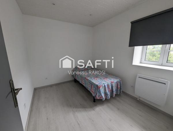 Maison de bourg rénovée, 3 chambres dont 1 RDC, à 12 minutes de Saint-Jean-d'Angély