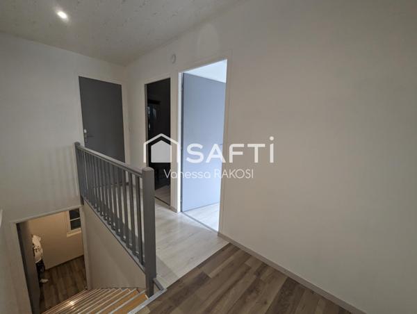 Maison de bourg rénovée, 3 chambres dont 1 RDC, à 12 minutes de Saint-Jean-d'Angély