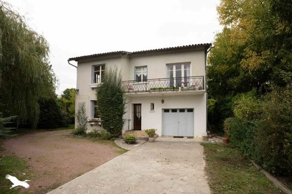 Maison à vendre |  Jonzac |  6 pièces | 147 m²