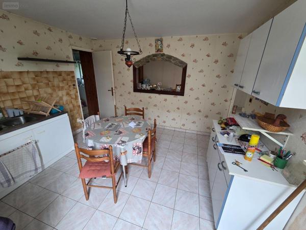 Maison rurale à vendre à Marcillé-la-Ville en Mayenne (53440), ref : 53075/DLS64