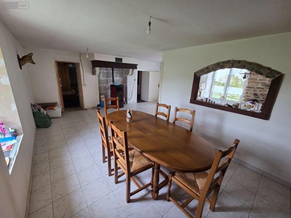 Maison rurale à vendre à Marcillé-la-Ville en Mayenne (53440), ref : 53075/DLS64