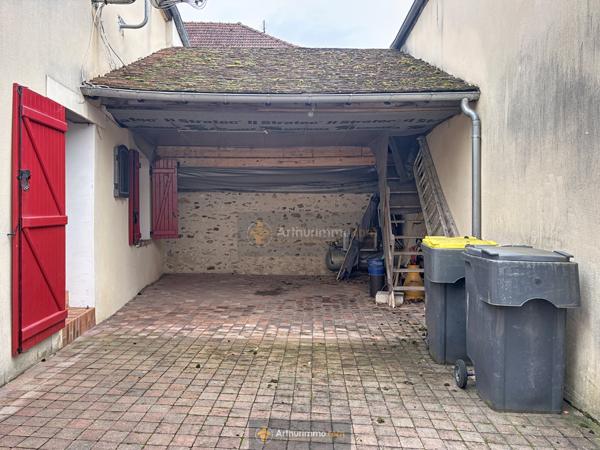 Coulommiers (77120) Corps de Ferme rénové T12 d'environ 310 m² avec dépendance d'environ 80 m²