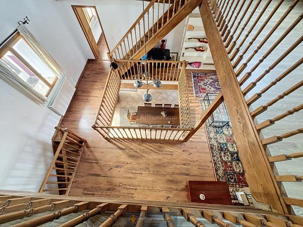 Coulommiers (77120) Corps de Ferme rénové T12 d'environ 310 m² avec dépendance d'environ 80 m²