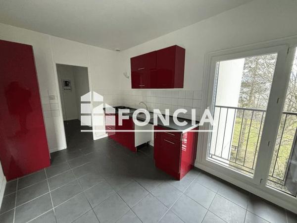 Location Appartement 3 pièces 59.27 m² - 484, AVENUE D'ANNECY Chambery 73000