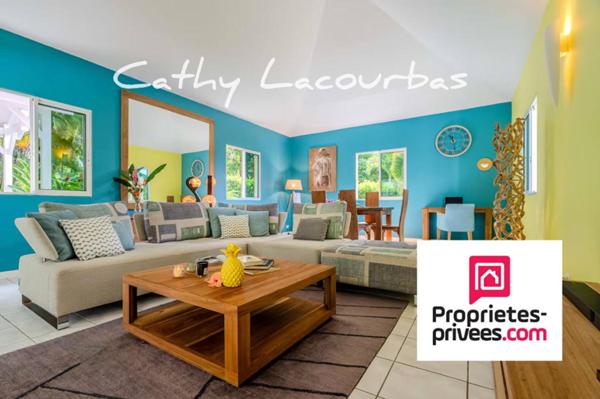 Rare, Villa d'architecte au coeur d'un parc paysager- Bouillante