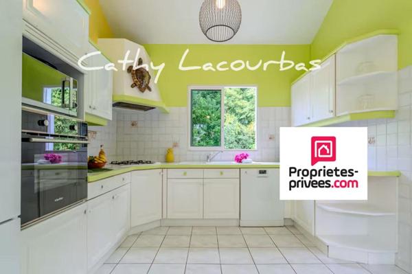 Rare, Villa d'architecte au coeur d'un parc paysager- Bouillante