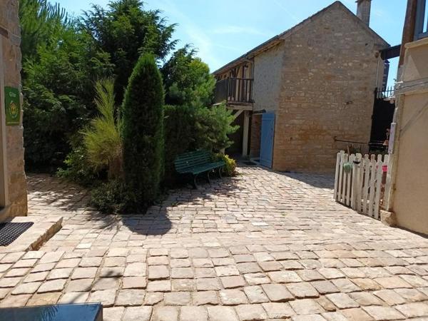 Milly-la-Forêt (91490) Ensemble immobilier de caractère – 6 logements indépendants – 1 300 m² de terrain