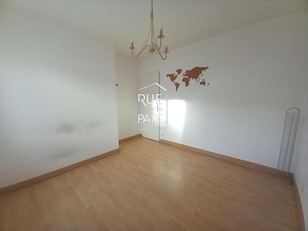 86530 CENON SUR VIENNE CENON SUR VIENNE : maison de plain pied 92m2 !