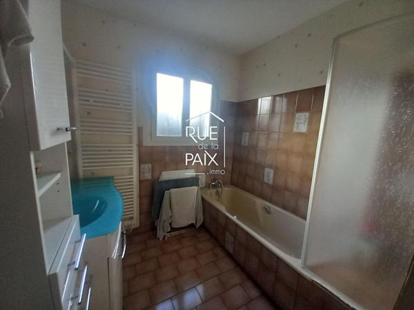 86530 CENON SUR VIENNE CENON SUR VIENNE : maison de plain pied 92m2 !